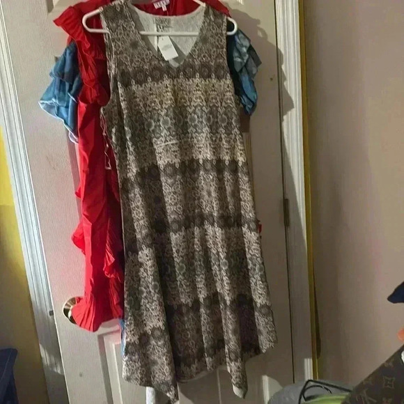 ‎Emerald - Picture 1 of 1